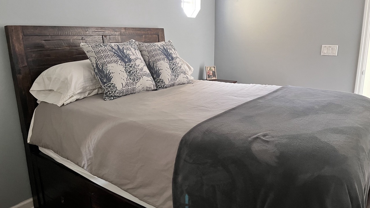 Photo of Bedroom in Nettles Island