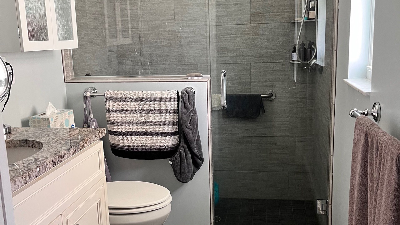 Photo of Bathroom in Nettles Island