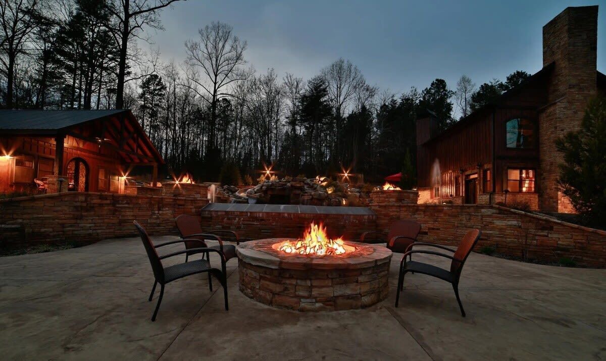 Photo of Outdoor in Cleveland