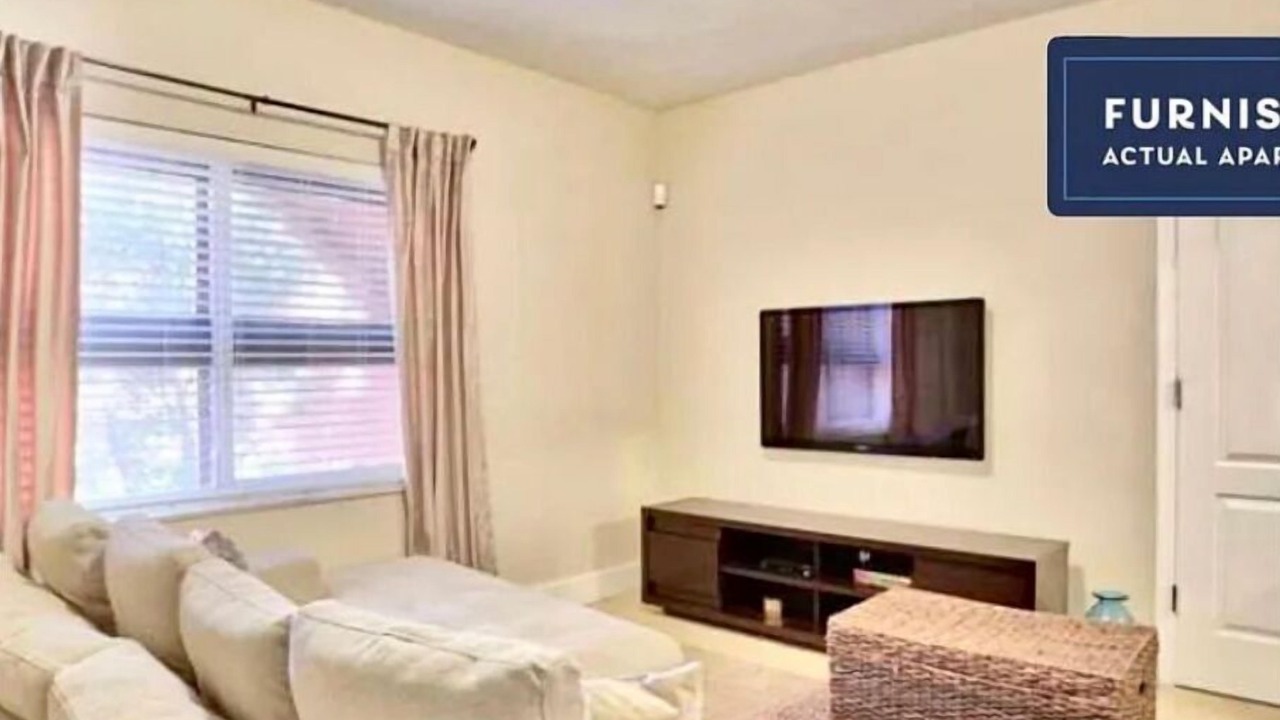 Photo of Livingroom in Northeast Miami