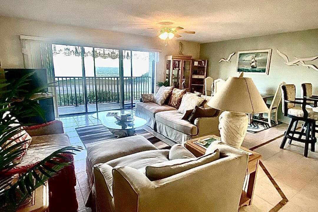 Photo of Livingroom in Ormond-by-the-Sea