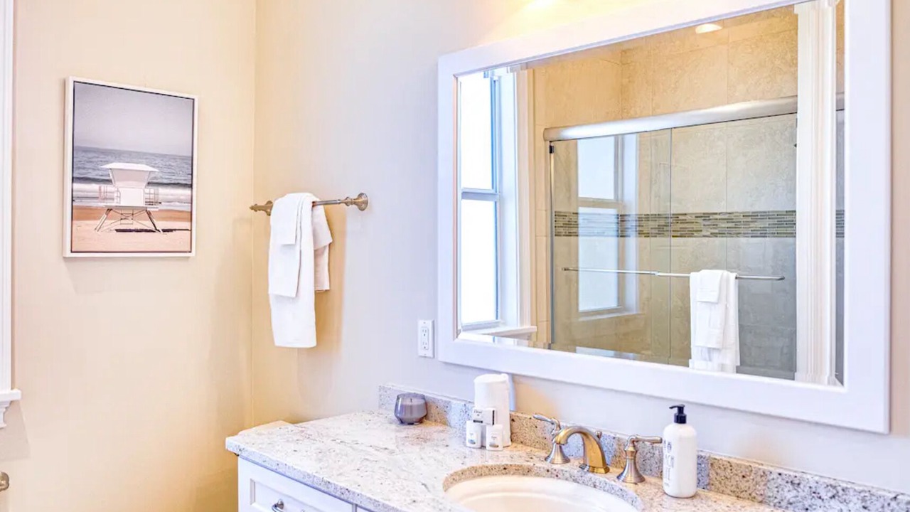 Photo of Bathroom in Murex Lakes