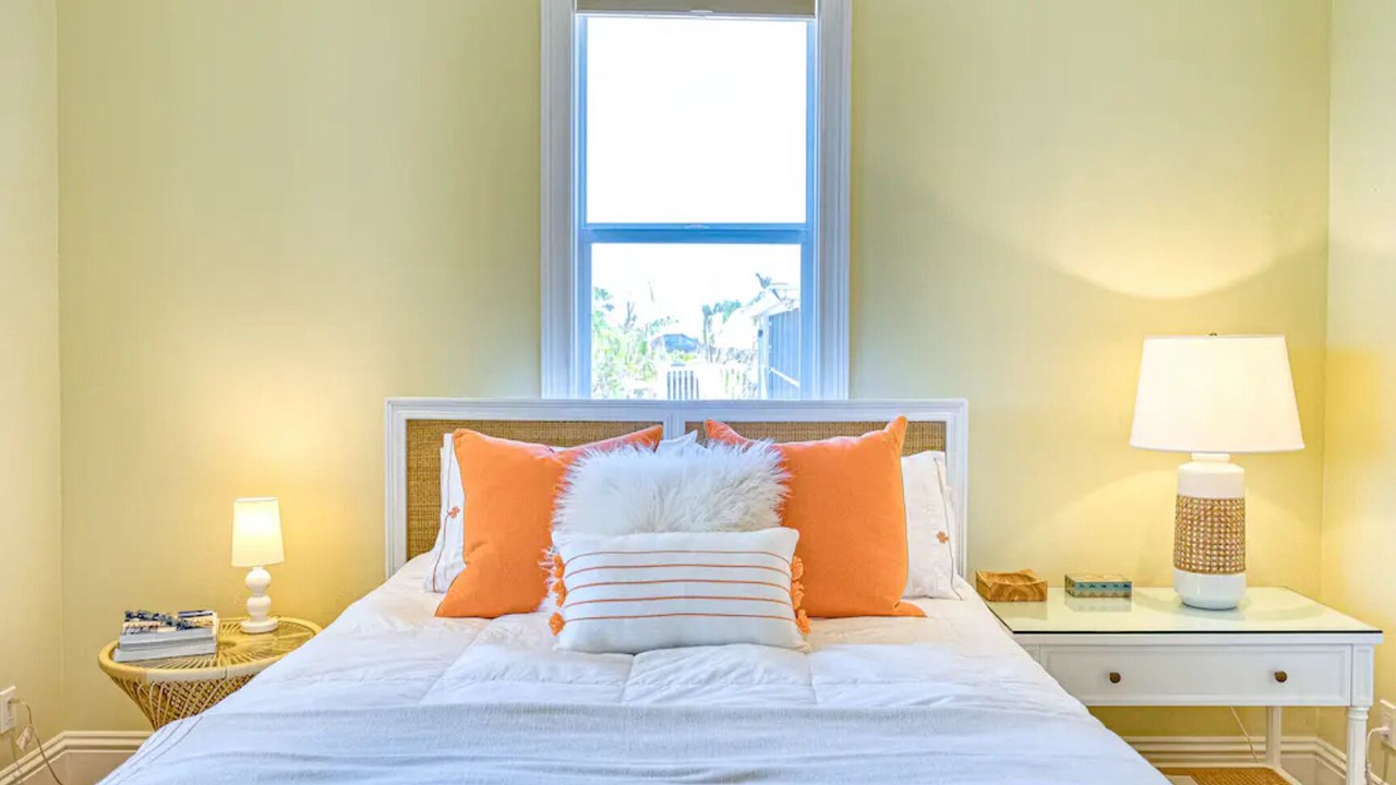 Photo of Bedroom in Murex Lakes