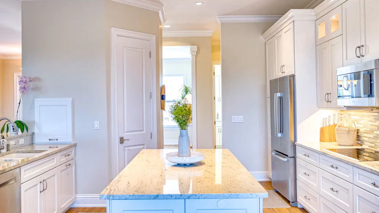 Photo of Kitchen in Murex Lakes