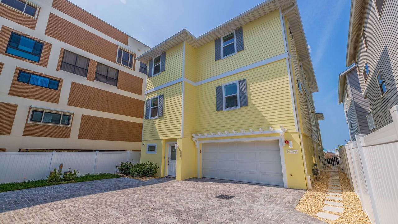 Photo of Outdoor in Indian Shores