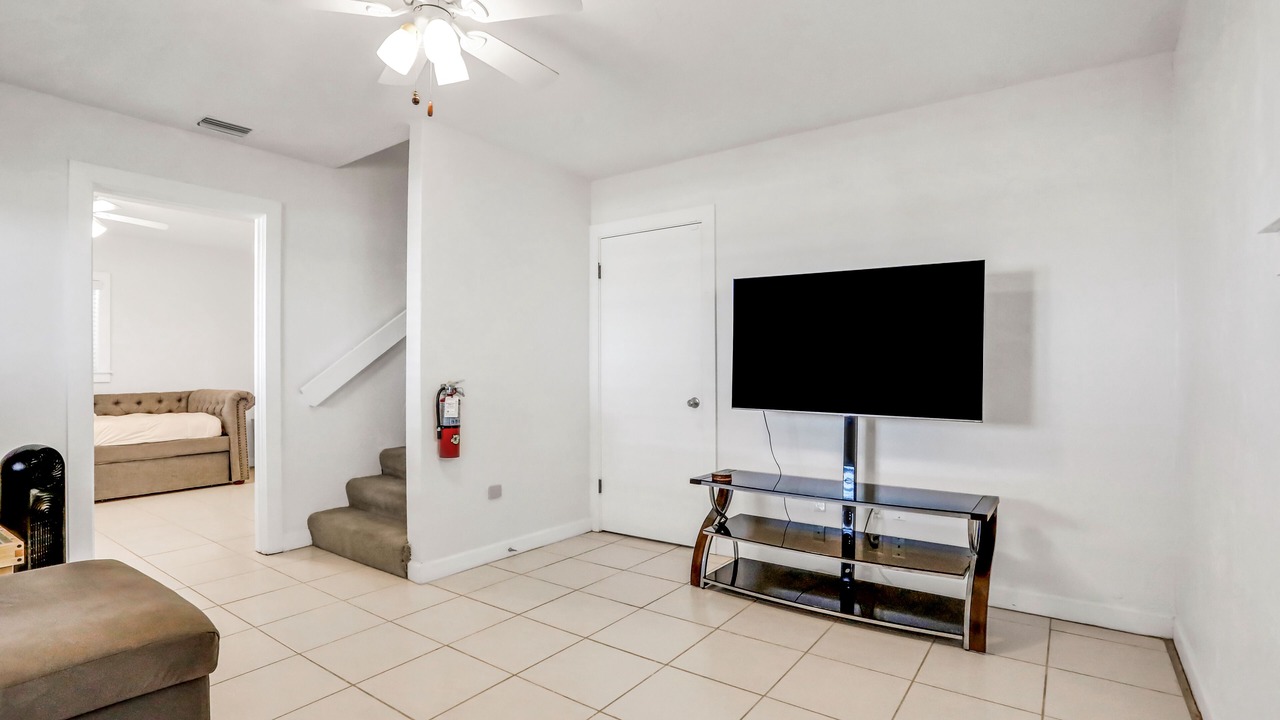 Photo of Livingroom in Painters Hill