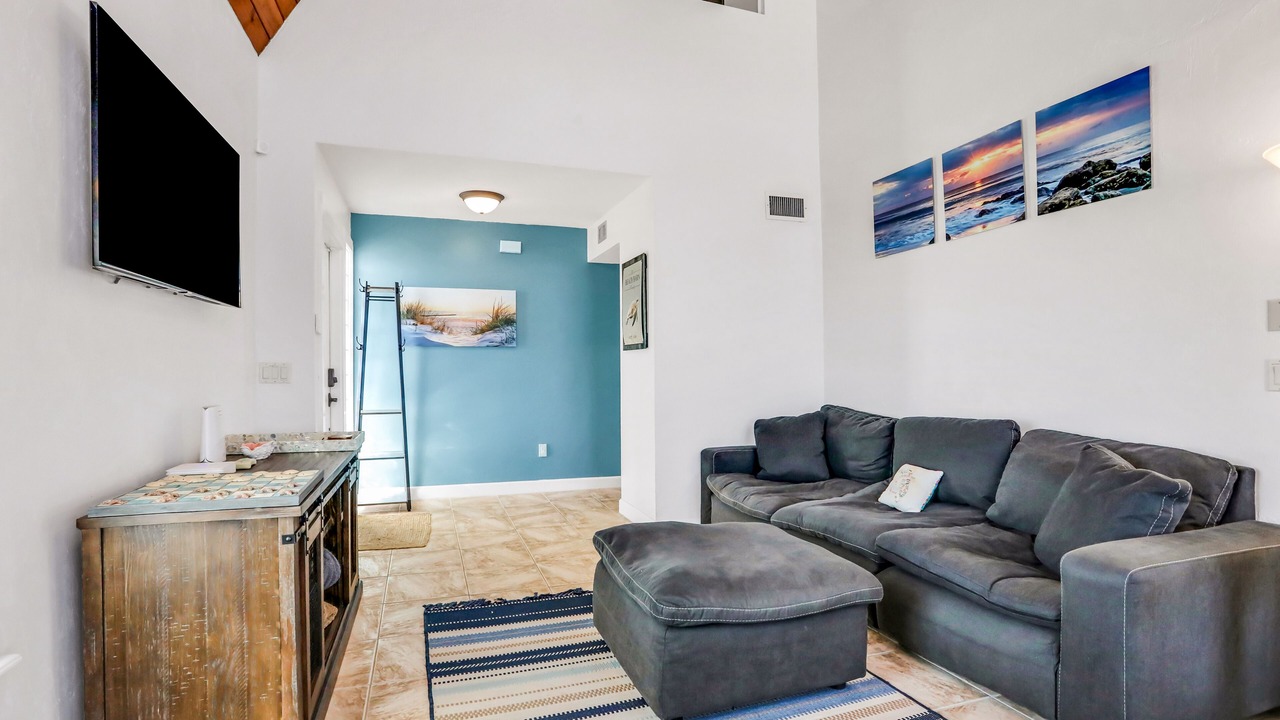 Photo of Livingroom in Painters Hill