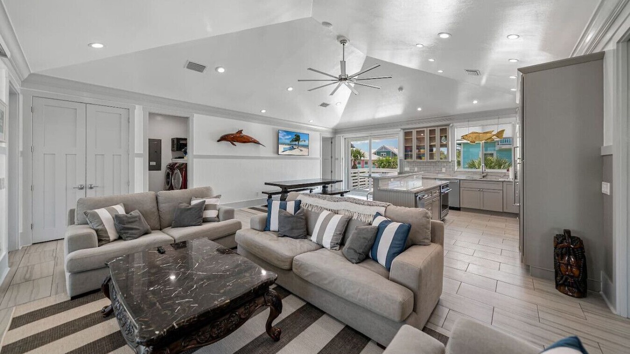 Photo of Livingroom in North Captiva