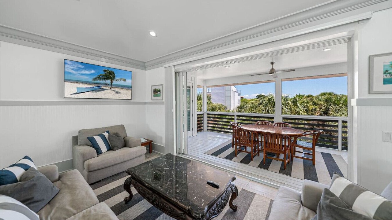Photo of Livingroom in North Captiva