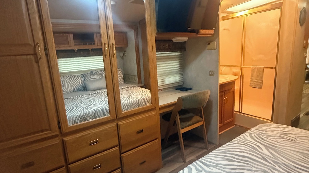 Photo of Bedroom in Ridge Manor