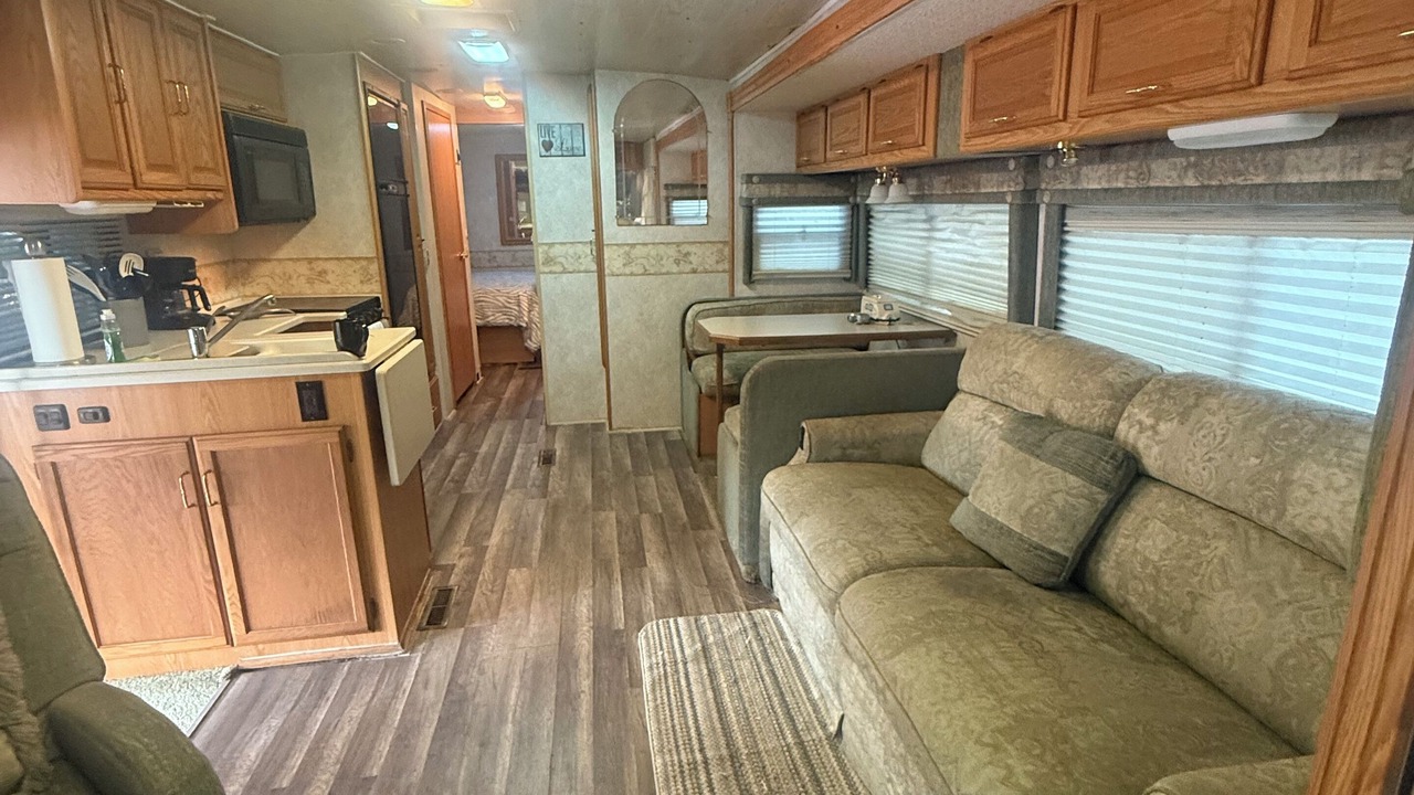 Photo of Livingroom in Ridge Manor