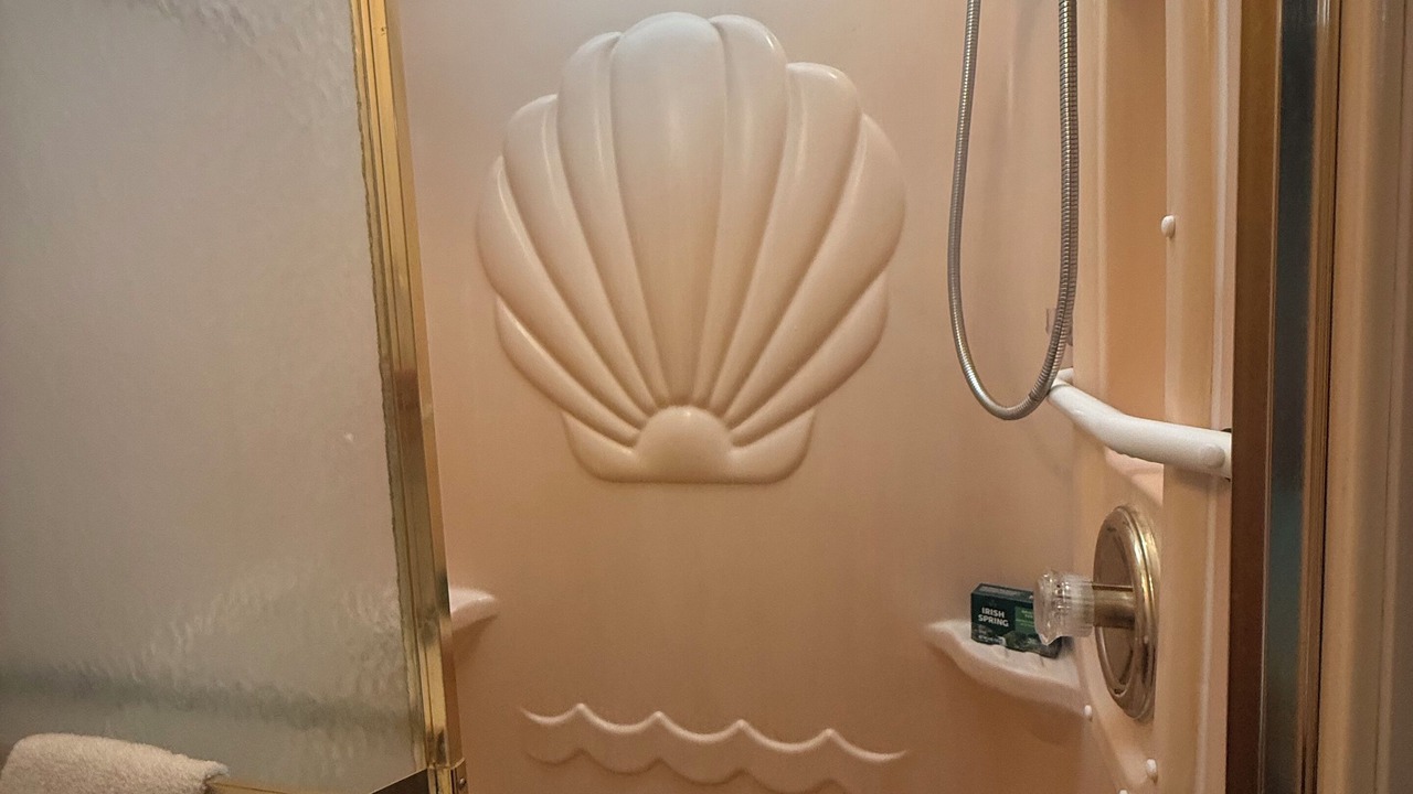 Photo of Bathroom in Ridge Manor