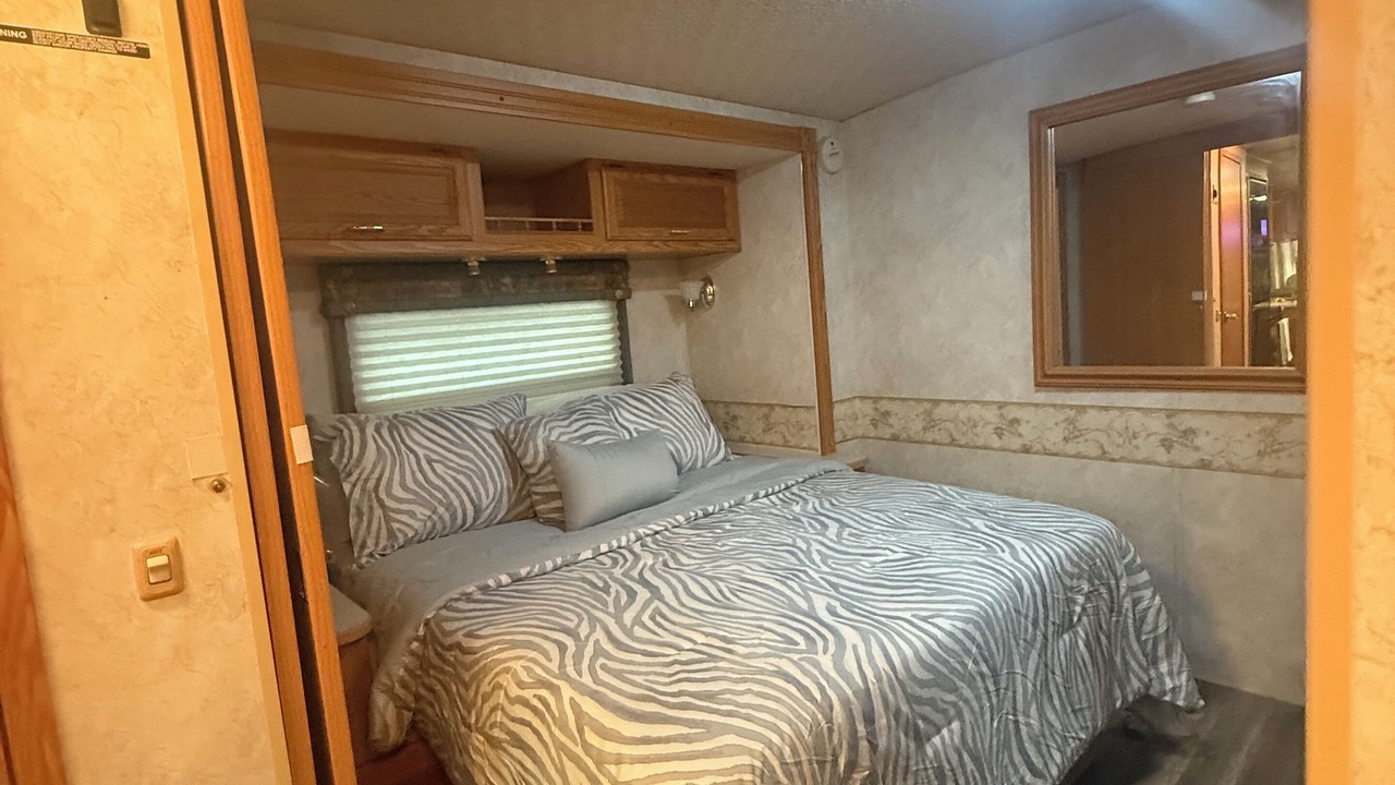 Photo of Bedroom in Ridge Manor