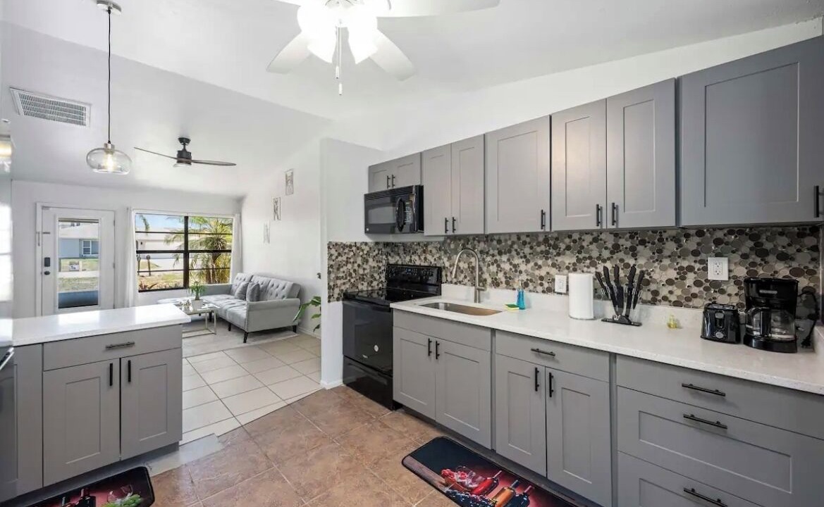 Photo of Kitchen in San Carlos Park