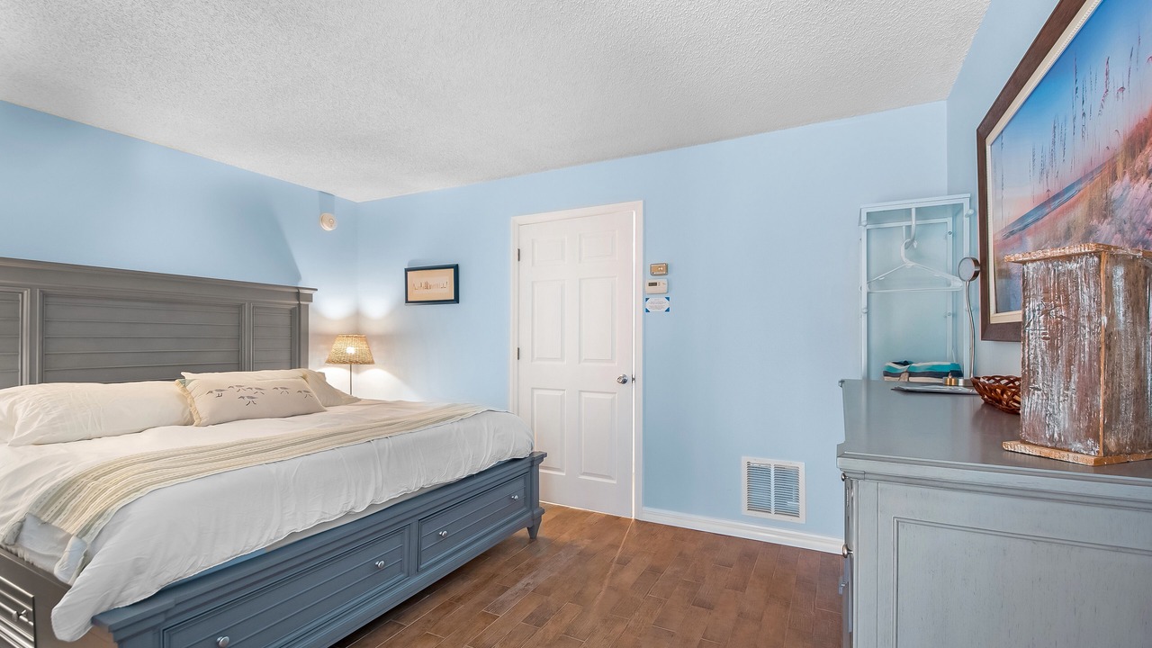 Photo of Bedroom in Isles of Capri