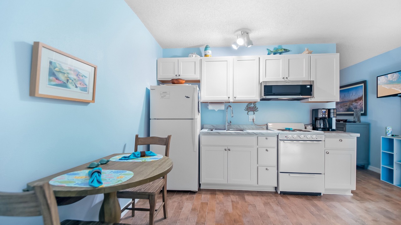 Photo of Kitchen in Isles of Capri