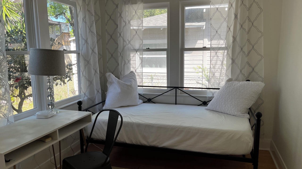 Photo of Bedroom in Dixieland