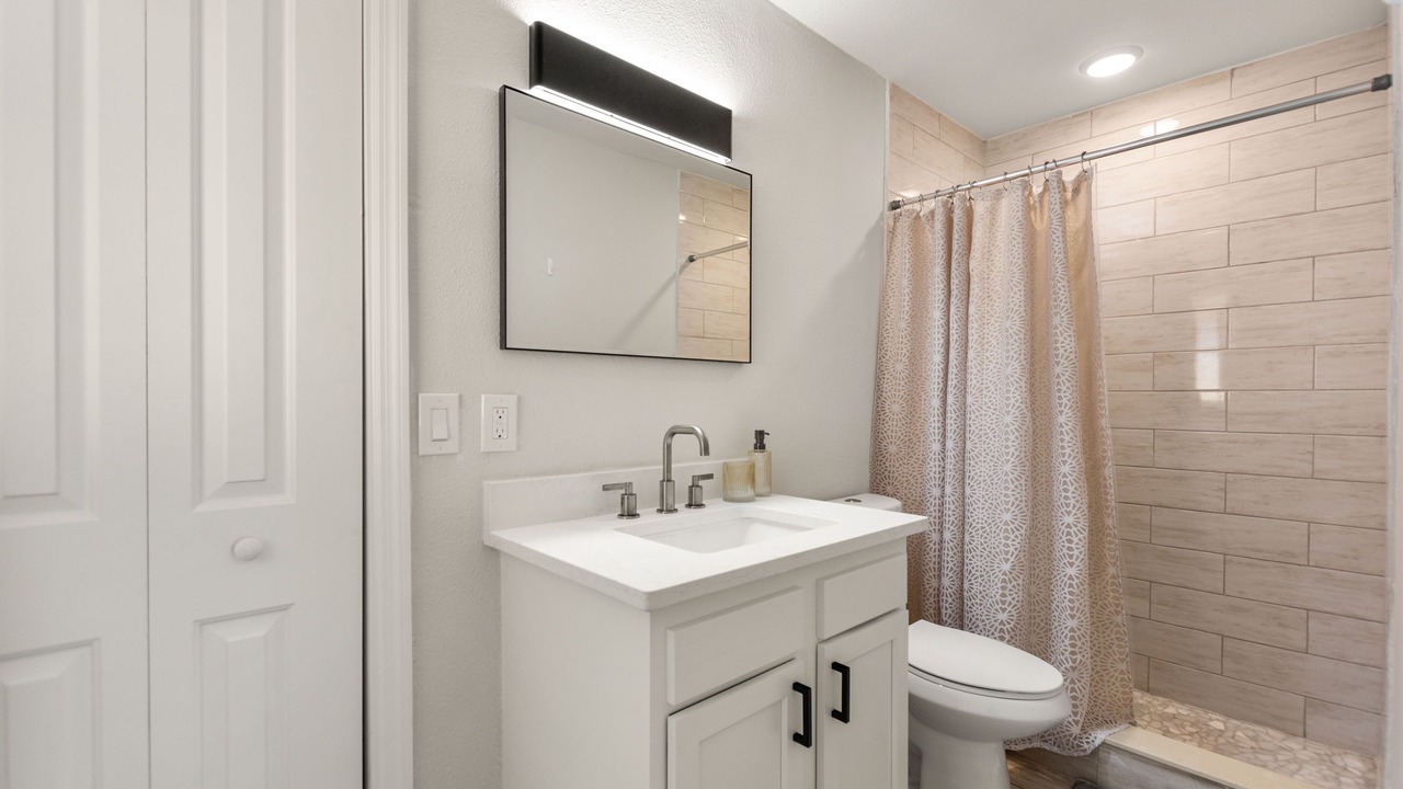 Photo of Bathroom in Sarasota Springs