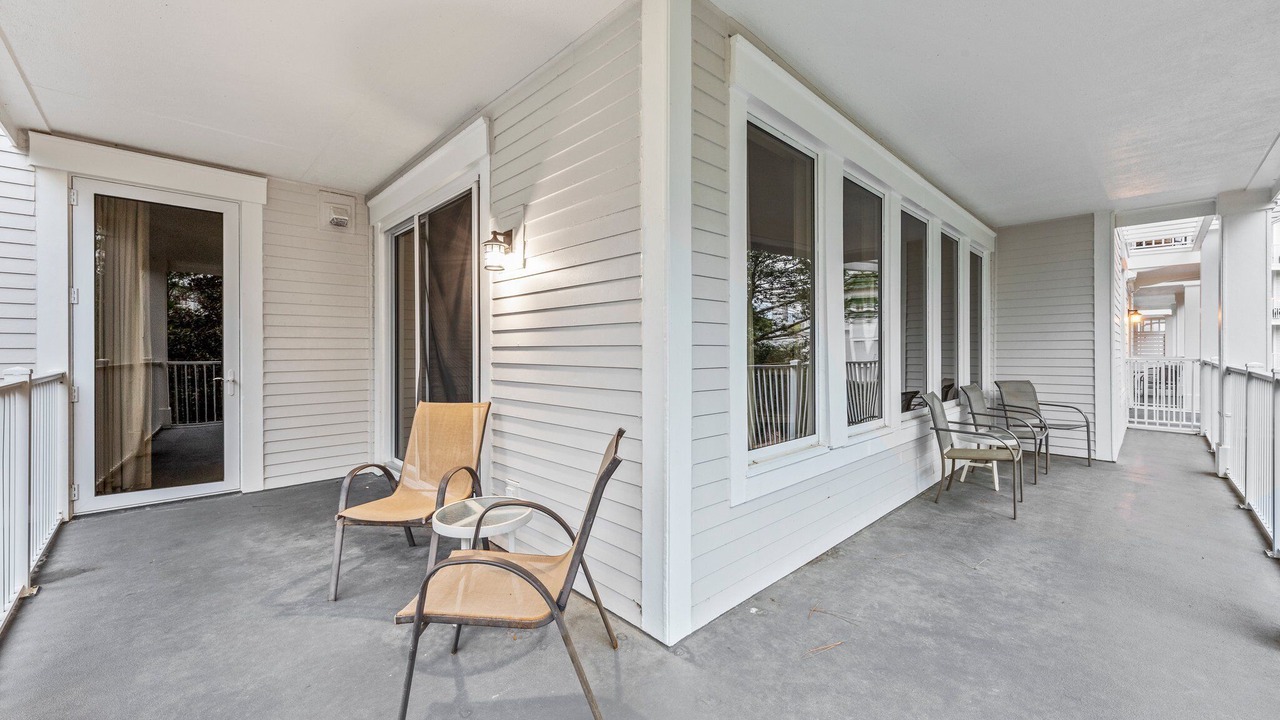 Photo of Patio Balcony in Baytowne Wharf