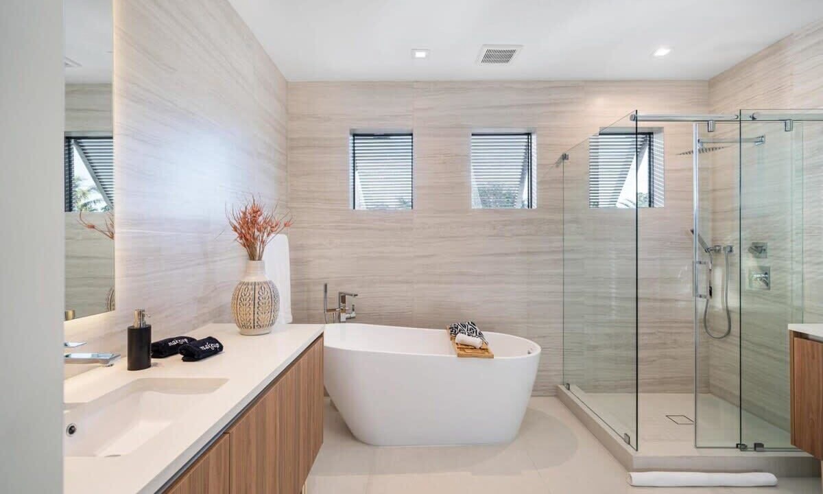 Photo of Bathroom in Tarpon River