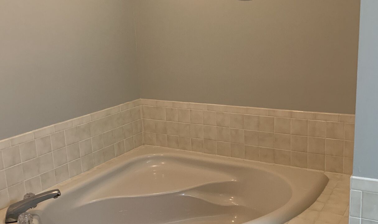 Photo of Bathroom in Auburndale