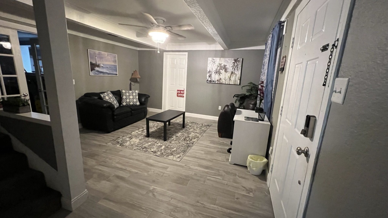Photo of Livingroom in Plant City