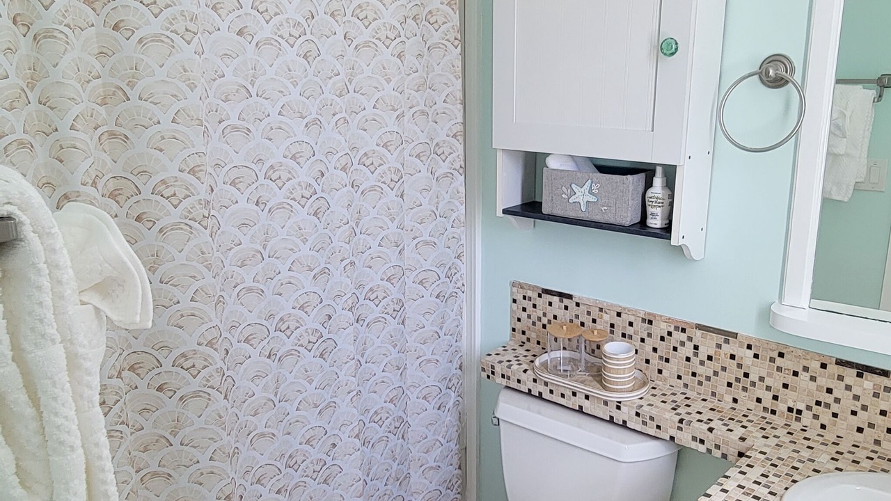 Photo of Bathroom in Cudjoe Key