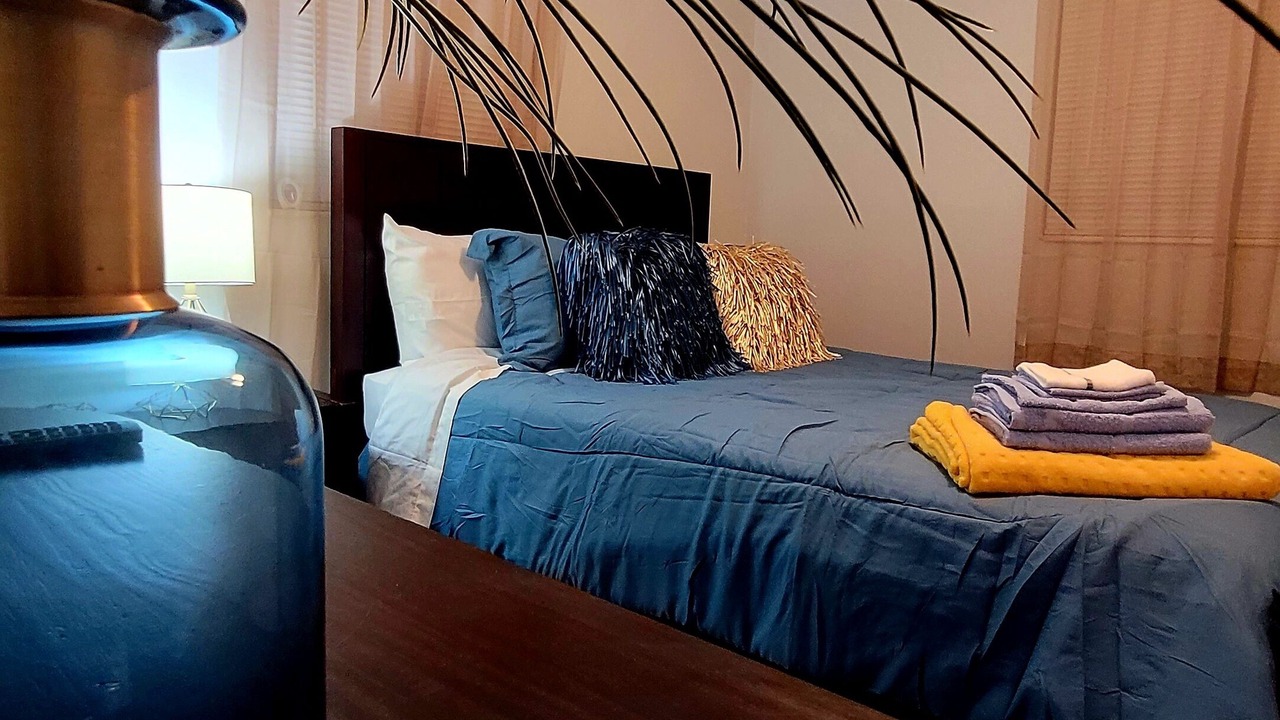 Photo of Bedroom in Riviera Beach