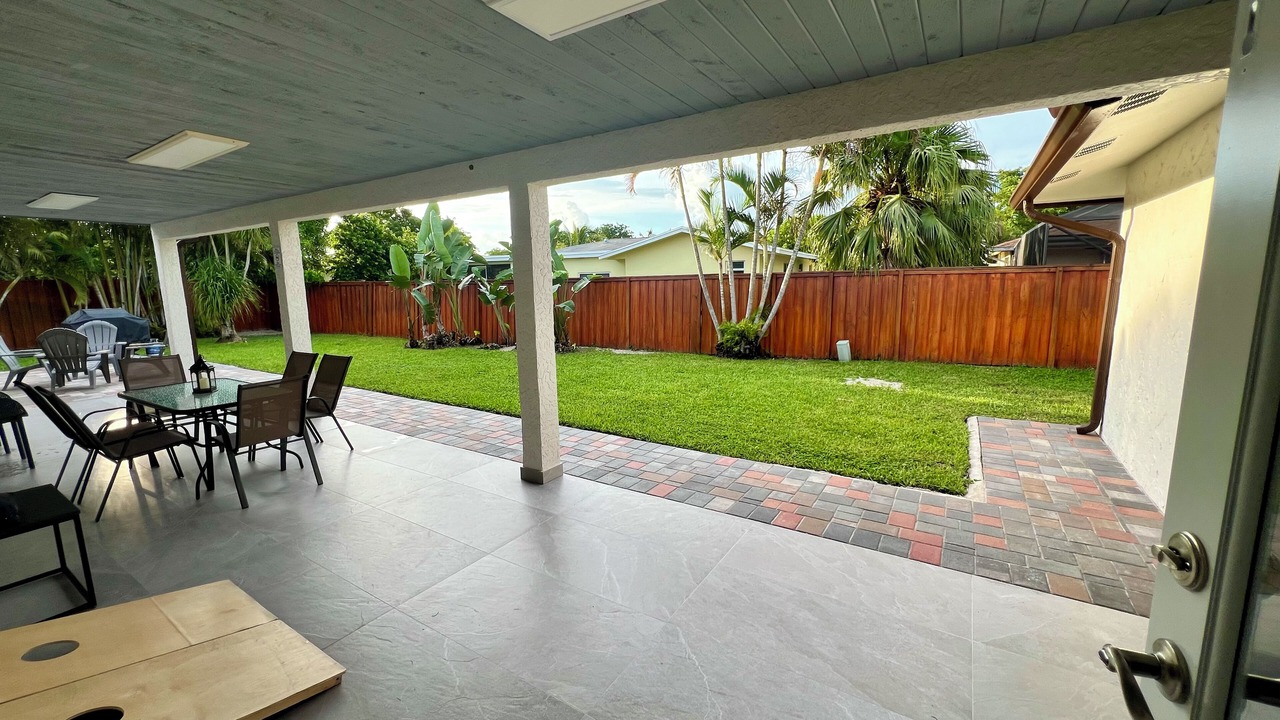 Photo of Outdoor in Royal Palm Beach