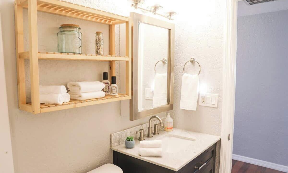 Photo of Bathroom in Largo