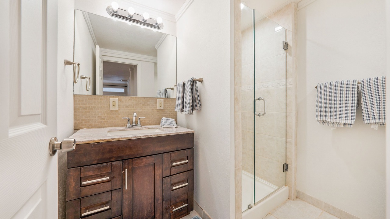 Photo of Bathroom in Marina District