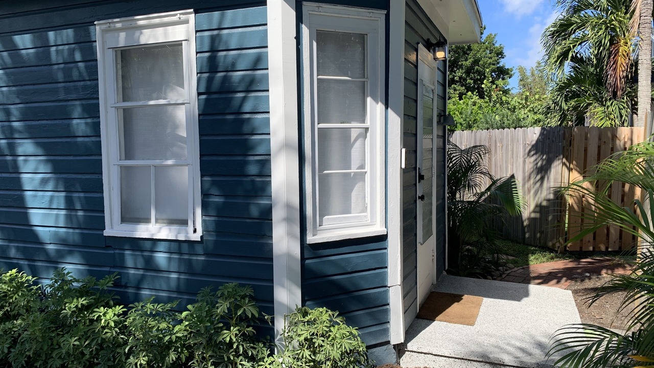 Photo of Outdoor in Parrot Cove