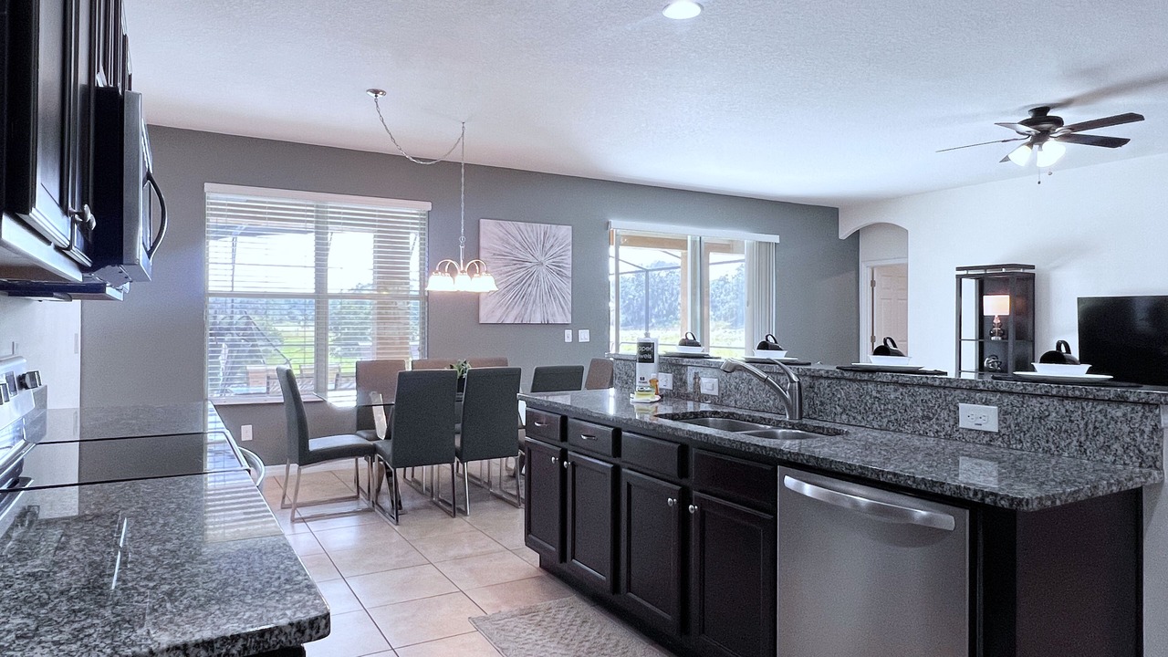 Photo of Kitchen in Watersong