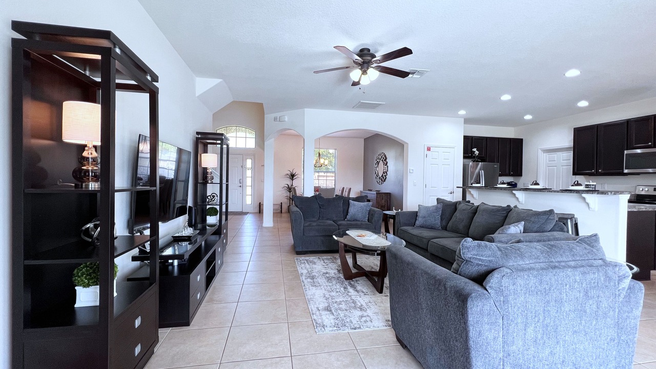 Photo of Livingroom in Watersong