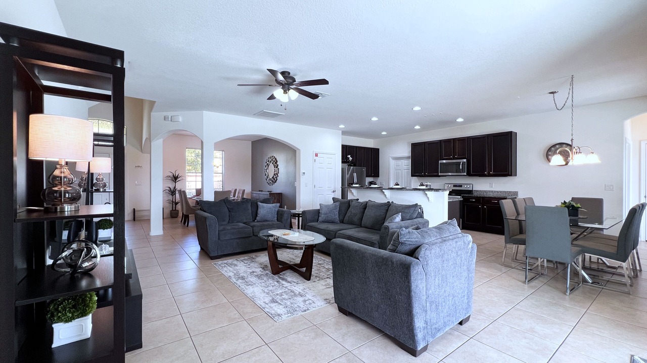 Photo of Livingroom in Watersong