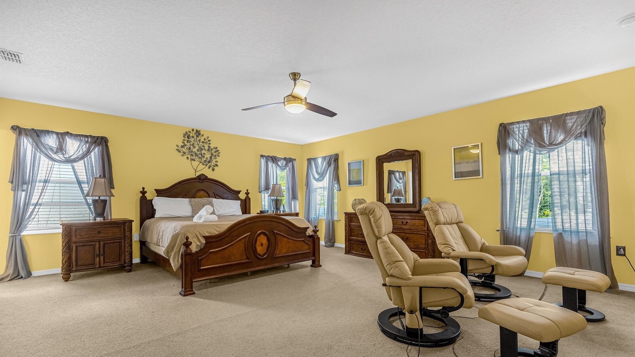 Photo of Bedroom in Windwood Bay