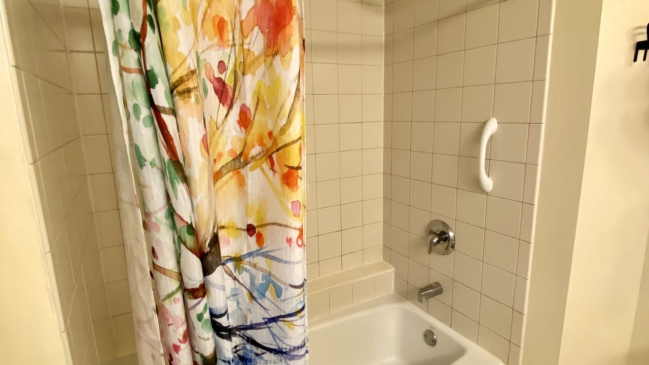 Photo of Bathroom in Ortona Park