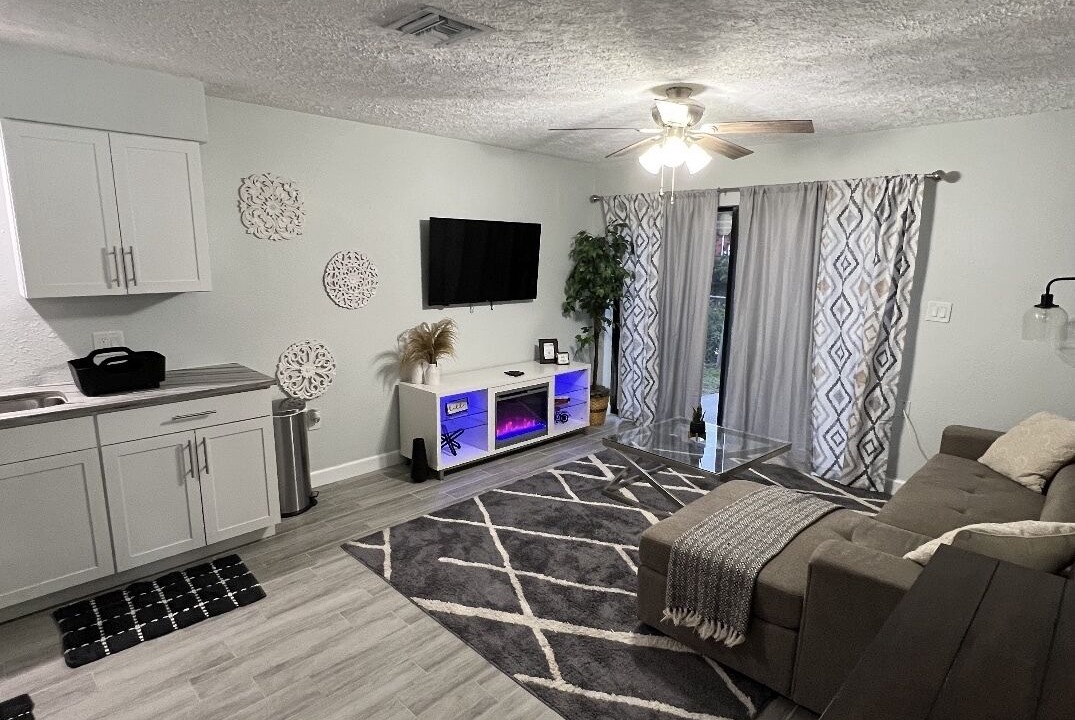 Photo of Livingroom in Port Richey