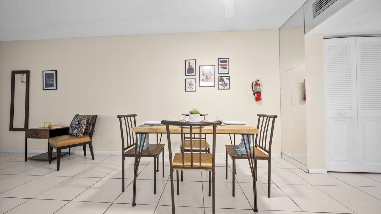Photo of Livingroom in Lighthouse Point