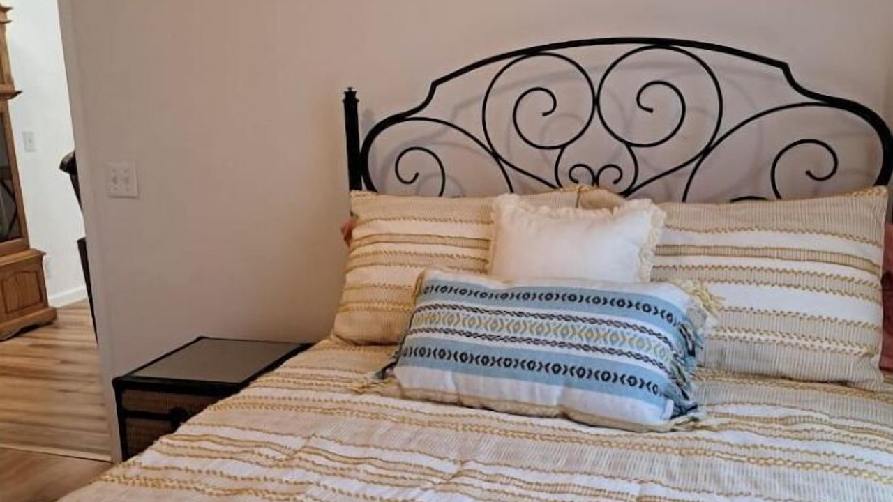 Photo of Bedroom in Plantation Island