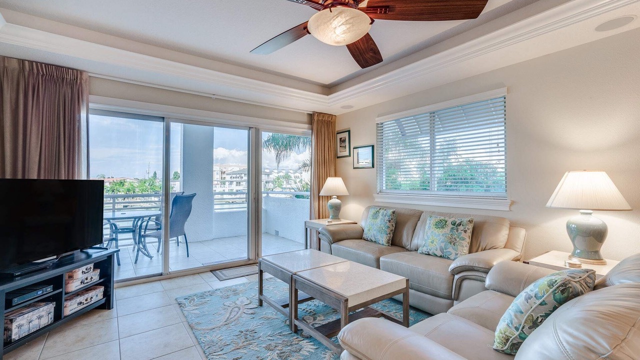 Photo of Livingroom in Clearwater Beach