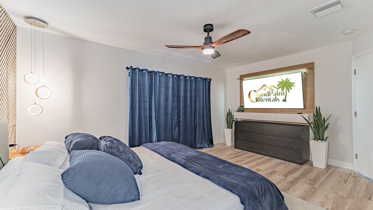 Photo of Bedroom in Bay Crest Park