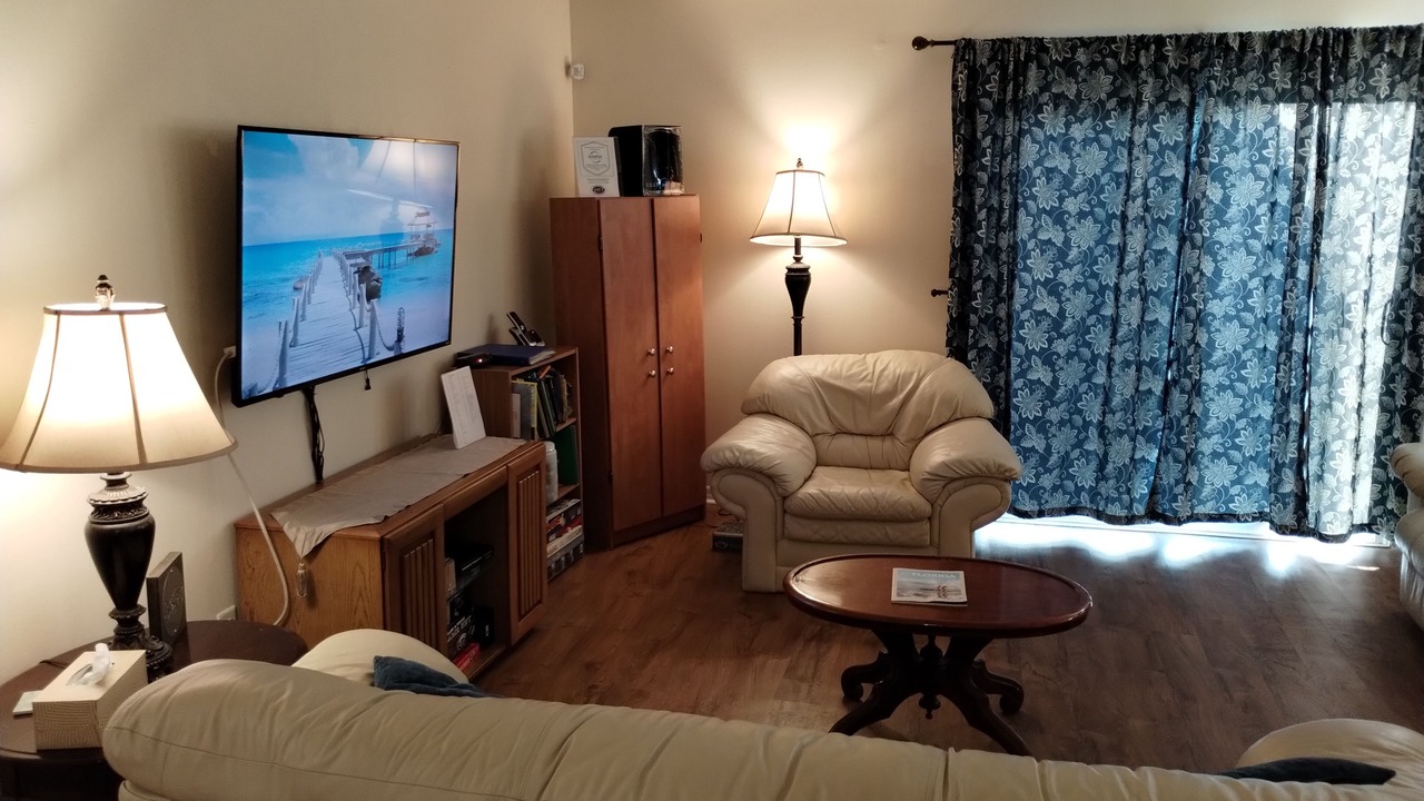 Photo of Livingroom in Titusville