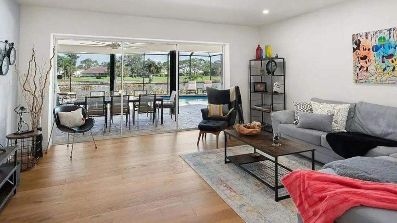Photo of Livingroom in Lely Golf Estates