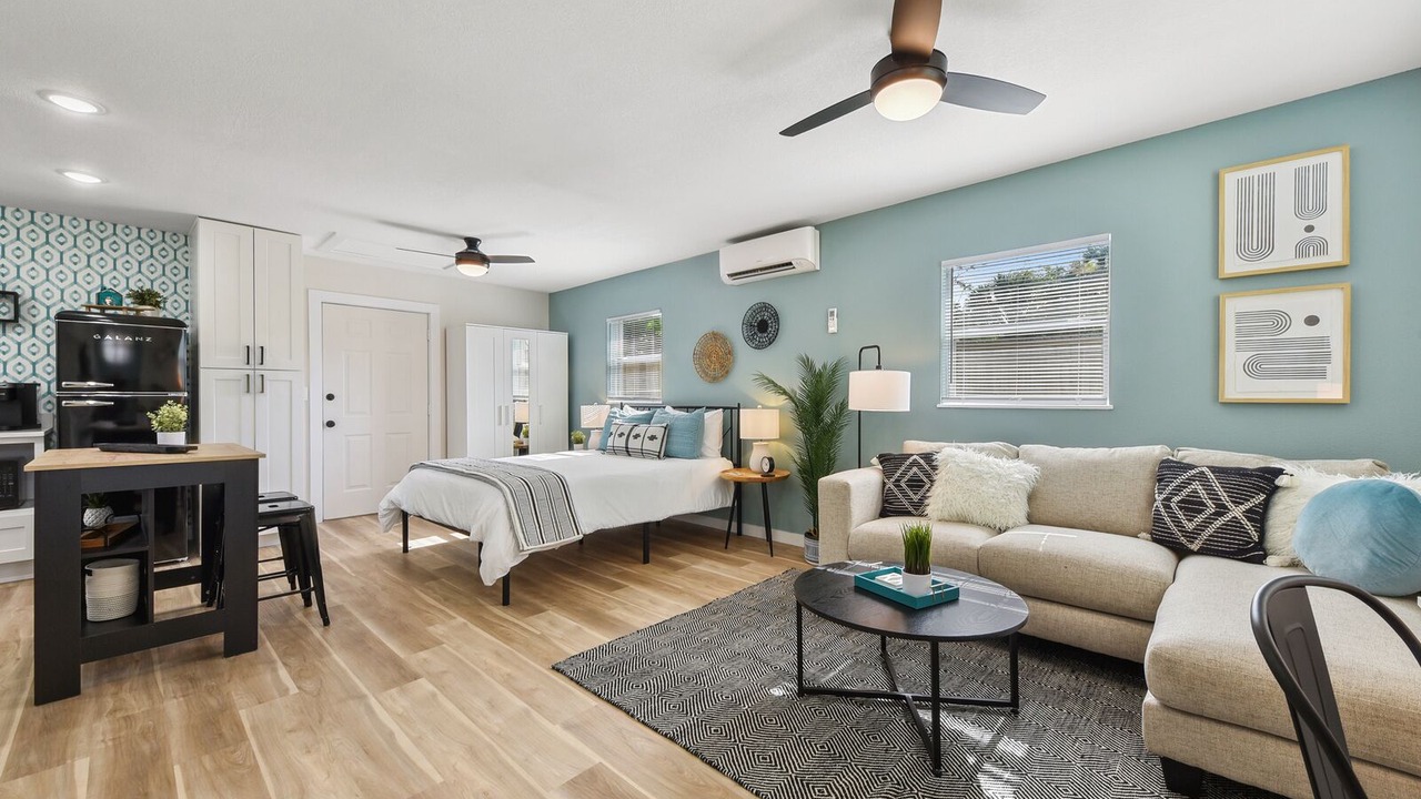 Photo of Bedroom in Lakeshore South