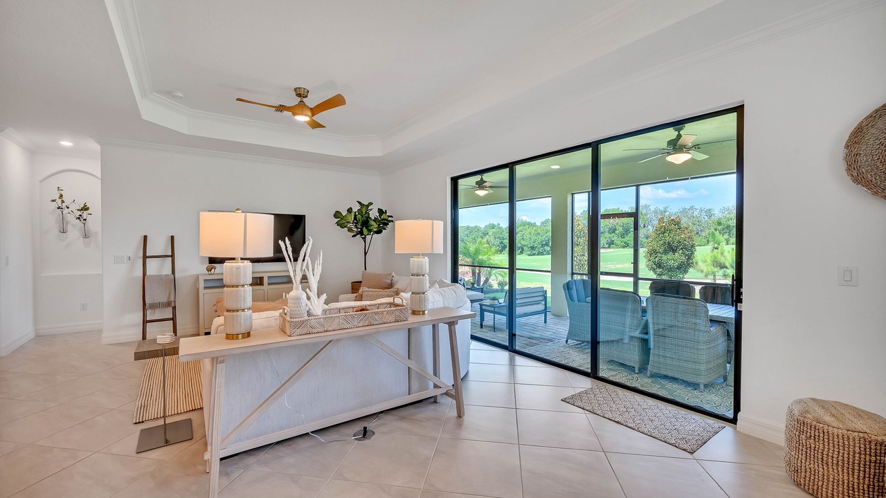 Photo of Livingroom in Lakewood Ranch