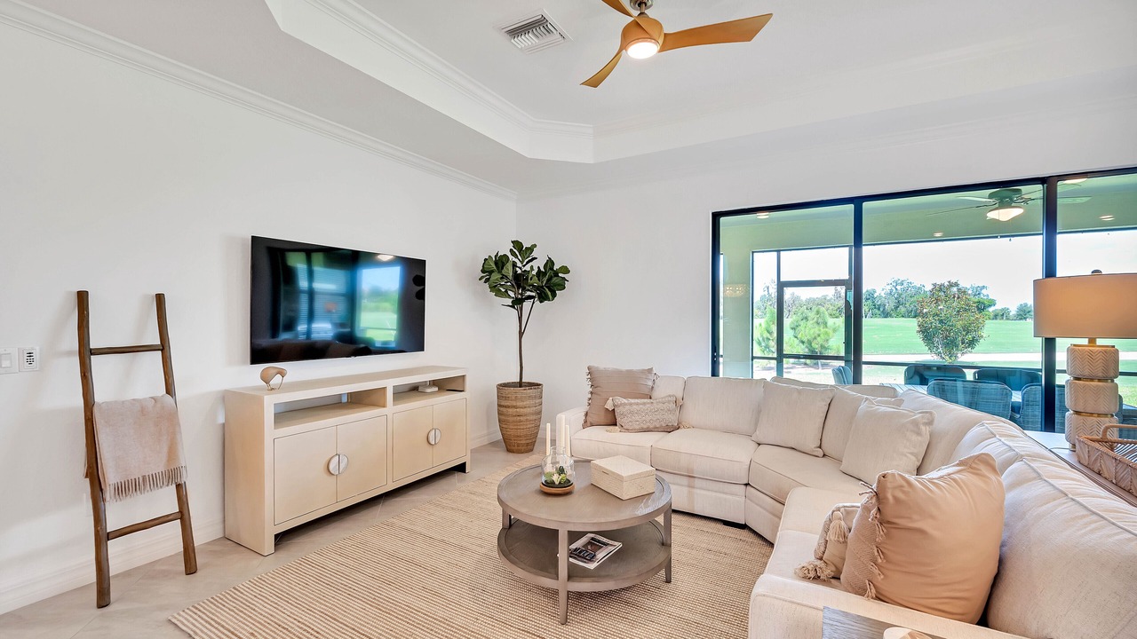 Photo of Livingroom in Lakewood Ranch