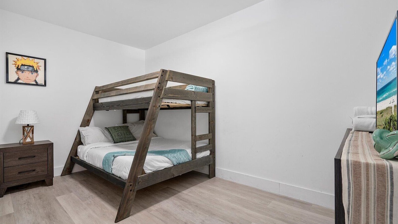 Photo of Bedroom in Ojus