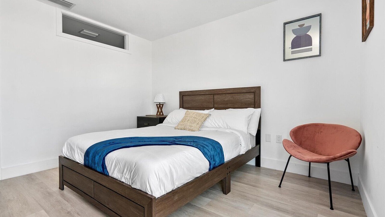 Photo of Bedroom in Ojus
