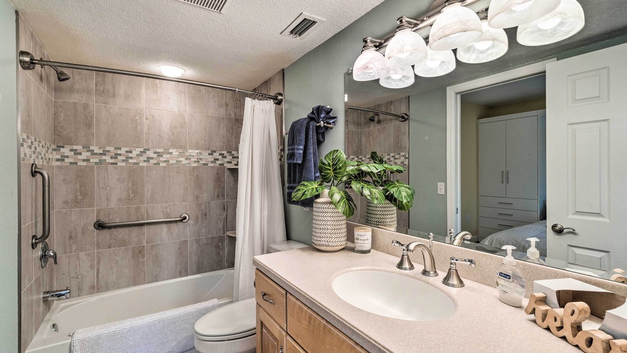 Photo of Bathroom in Laurel